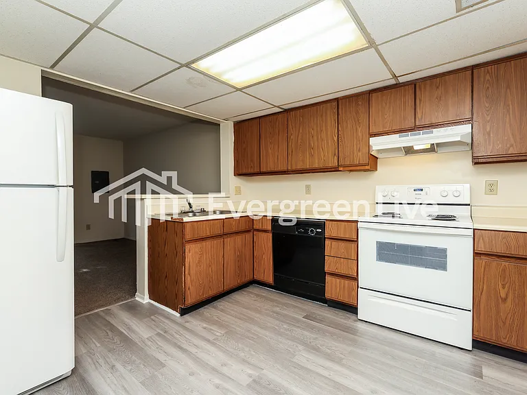 9727 Nettleton Park — Photo 4