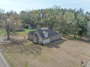 101 Womack Cv, Batesville, MS 38606