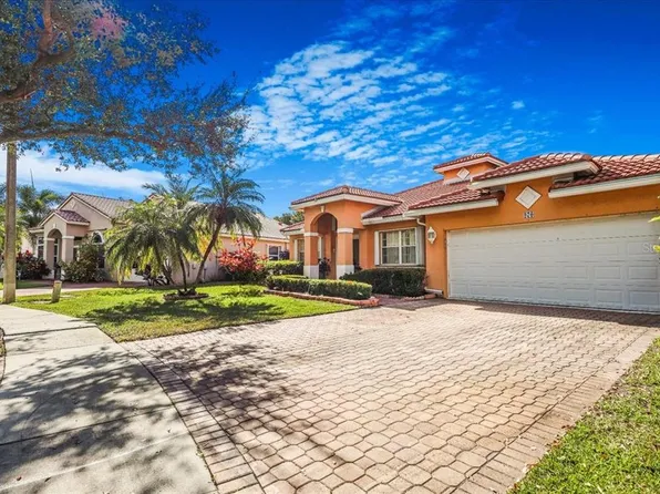 970 NW 184th Pl, Pembroke Pines, FL 33029