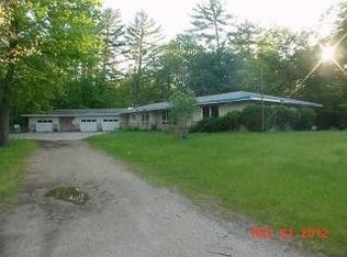 3861 S Spruce Ave, White Cloud, MI 49349
