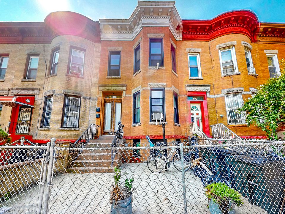 1st image of 208 E 31st St #2