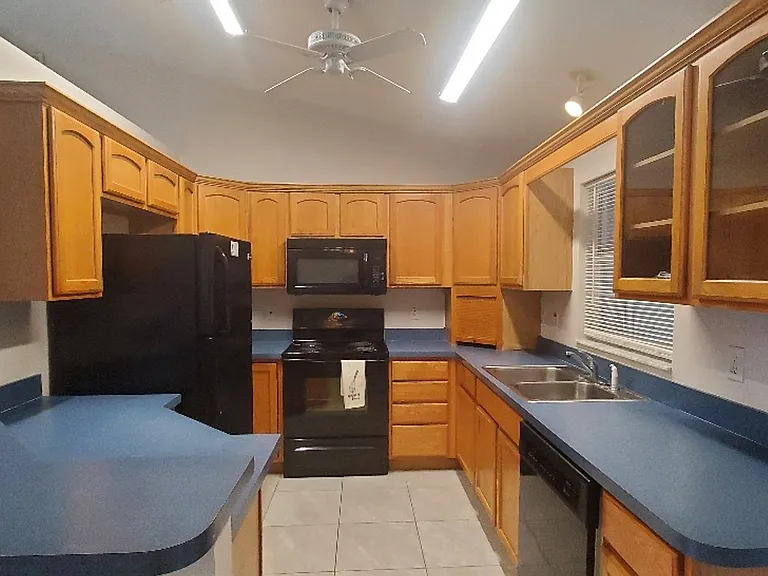 4047 Cannon Ct — Photo 5