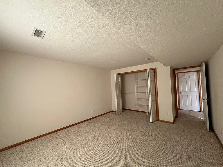1725 S 50th St #192 — Photo 15