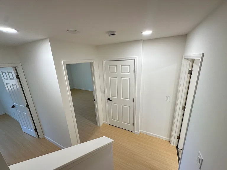 1336 Palos Verdes Dr #5 — Photo 14