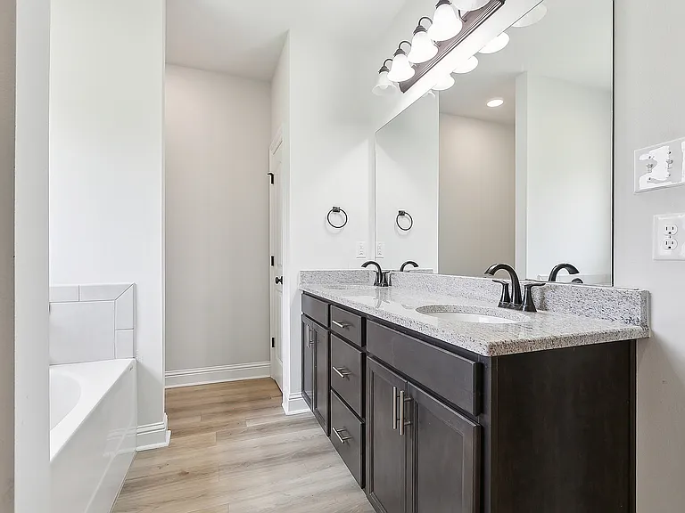7132 Kenilworth Crossing Ave — Photo 9