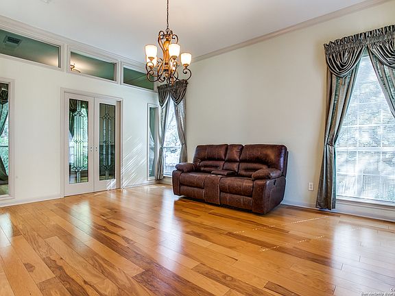 5th image of 506 WILDGROVE LN