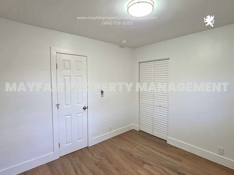 1413 N Dixie Hwy #5 — Photo 5