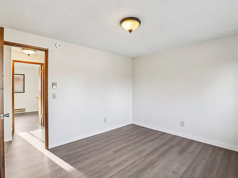 Cypress Crest Apartments — Photo 75
