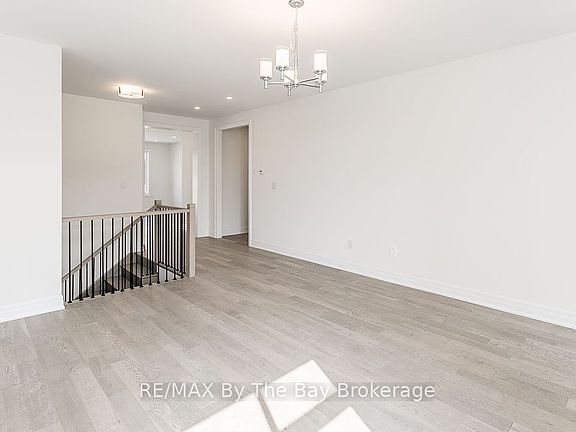 5th image of 3 Rosanne Cir