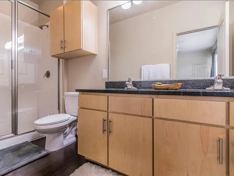 2606 Wilson St #1204 — Photo 8