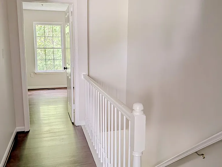 45503 Knockeyon Ln — Photo 20