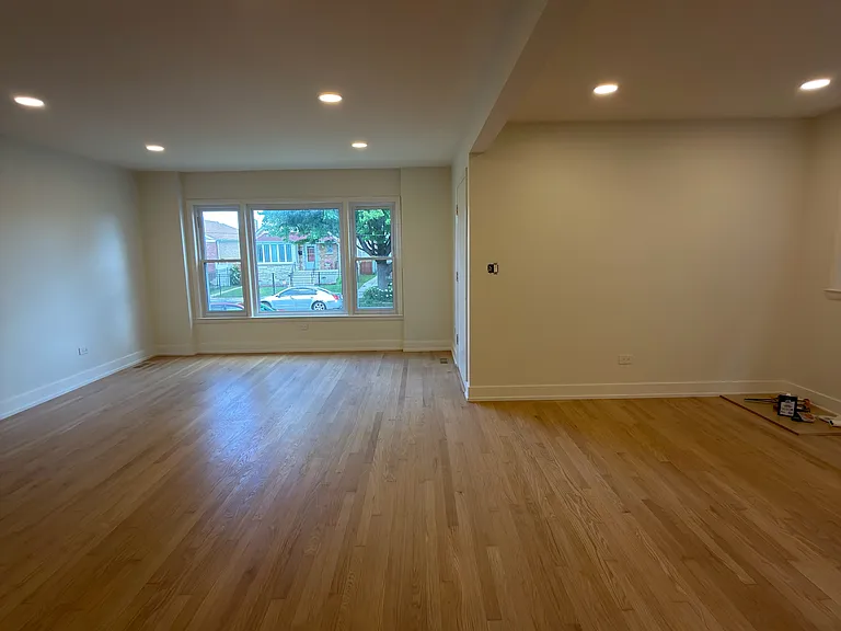 2706 N Melvina Ave #1 — Photo 17