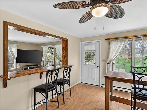 4th image of 4618 Cole Rd
