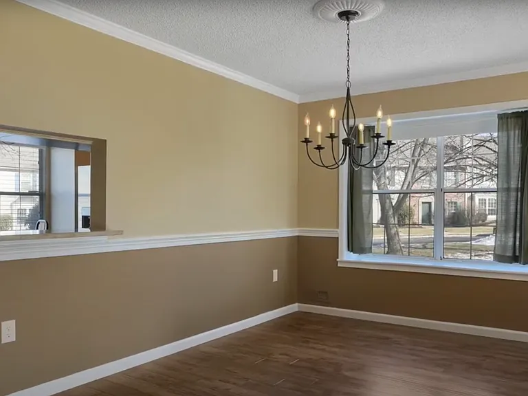 1501 Doolittle Dr — Photo 7