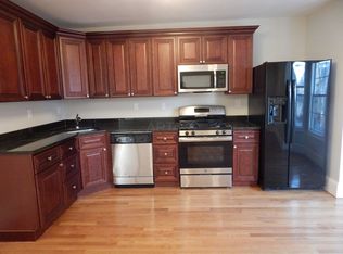 11 Park Ave #2F, Somerville, MA 02144
