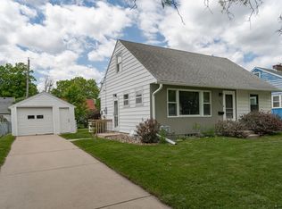 1509 9th Ave NE, Rochester, MN 55906