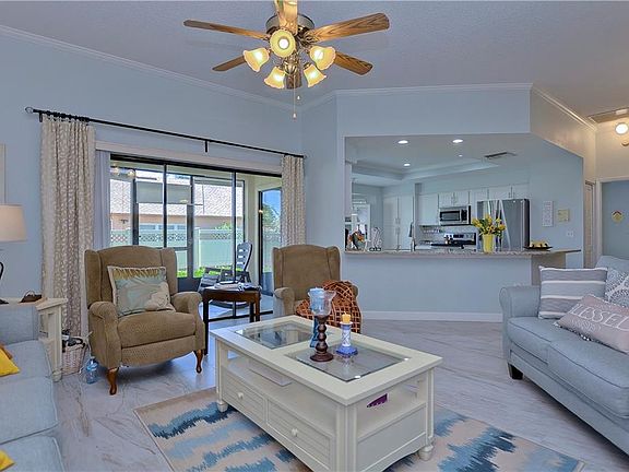 5th image of 13102 Dobree Pl