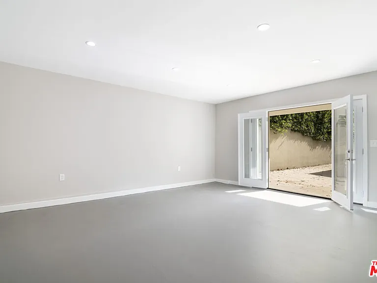 6201 W 5th St — Photo 37