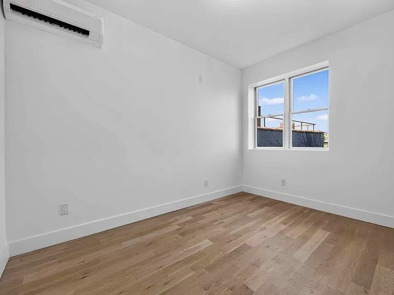 173 Tompkins Ave #4R — Photo 11