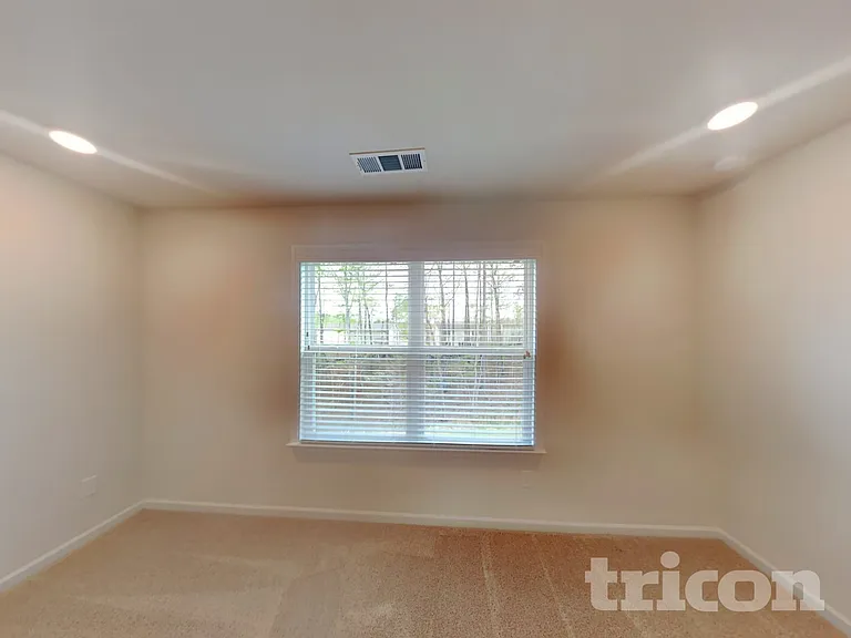 56 Leyland Ct — Photo 5