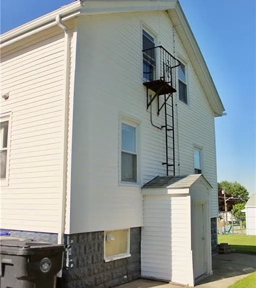 204 Lewis St — Photo 27
