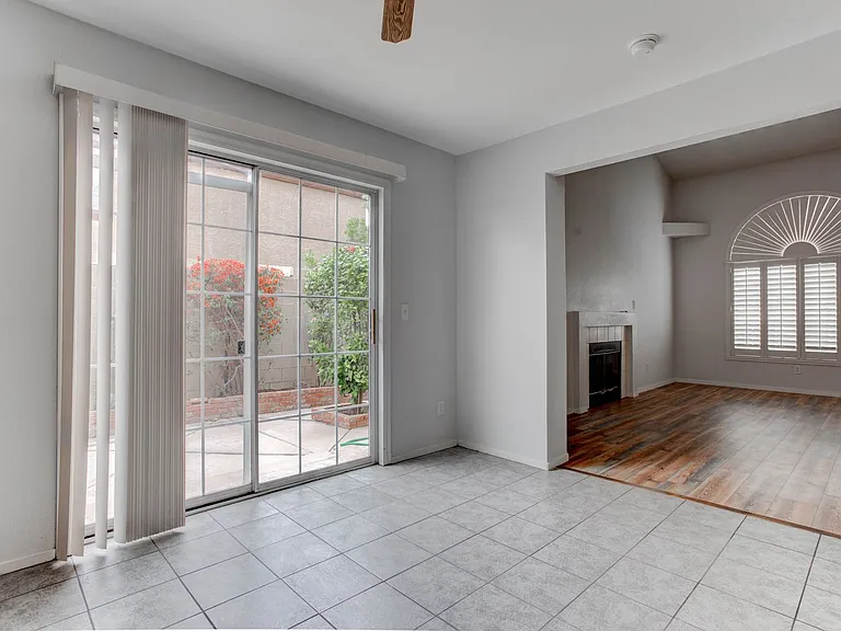 690 Ambling Gait Ave — Photo 6