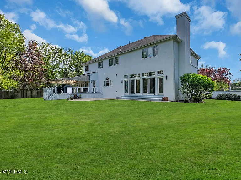 22 Meadow Ln — Photo 36
