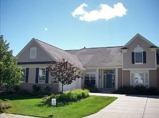 8370 Brewster Ln, Canton, MI 48187