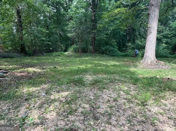 760 W Starling Dr SW, Mableton, GA 30126