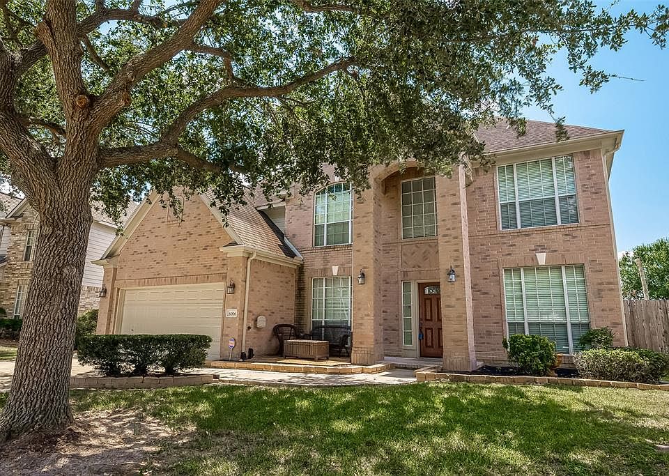 1st image of 6006 Lacey Oak Dr