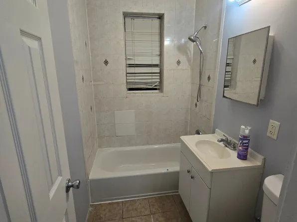 237 Lexington Avenue image 5 of 7