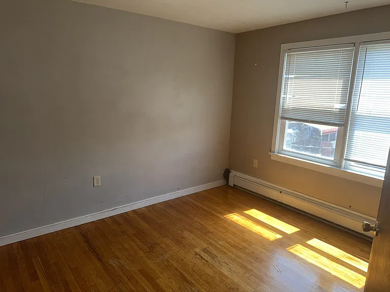 2515 Woodlawn St #3 — Photo 4