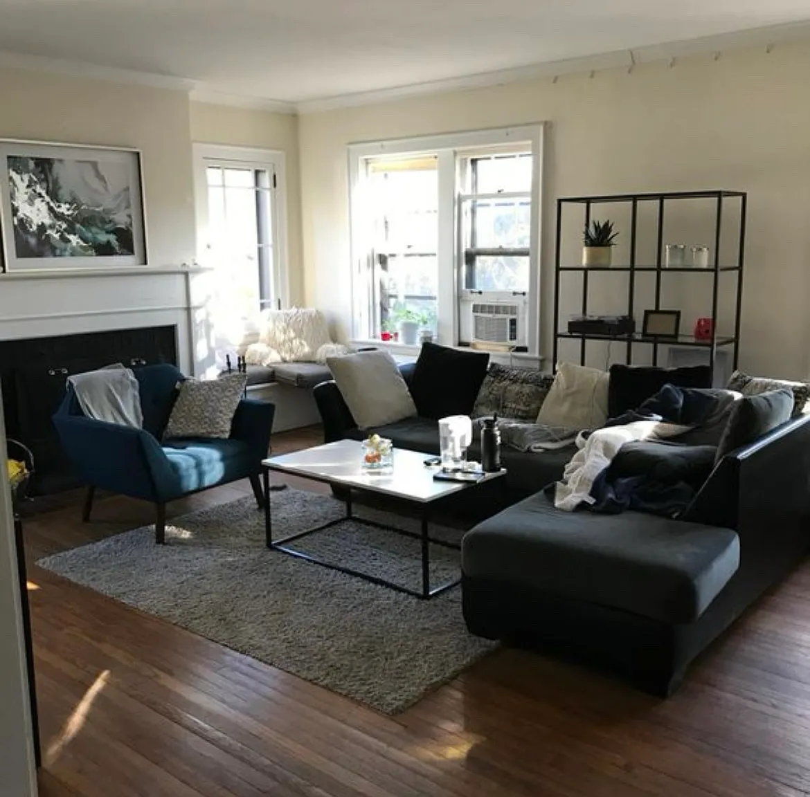 5 bed, 3000 sqft, $6,700 — Photo 2