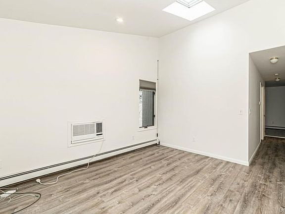 2nd image of 14 Bellemeade Ave APT 1
