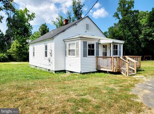 1253 Mulberry Rd, Farnham, VA 22460