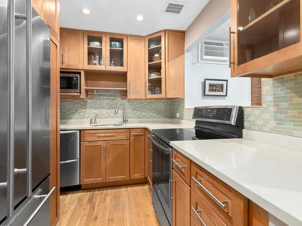 255 West 95th Street 1B image 1 of 8
