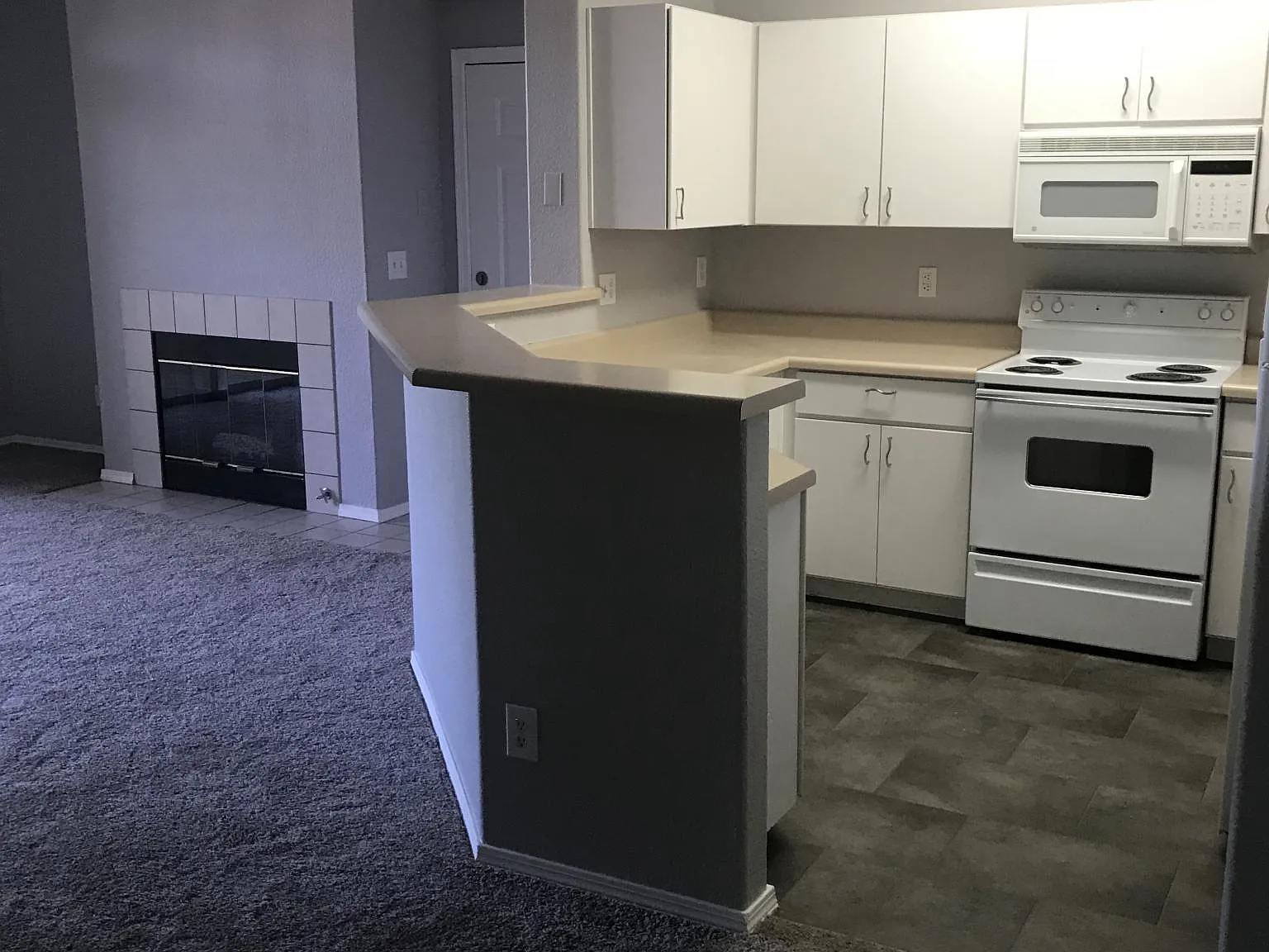 1651 W Canal Cir — Photo 4