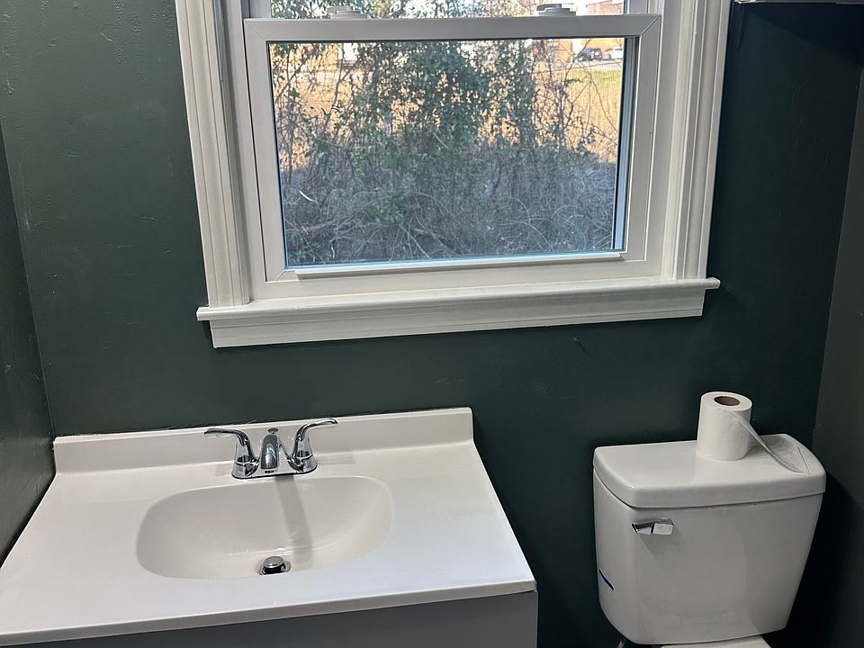 1st image of 226 W Georgia St #A & B