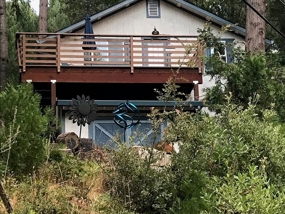 Cottage is on the top floor with private deck.