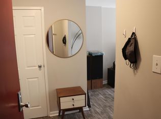 2047 Royal Fern Ct APT 1B, Reston, VA 20191