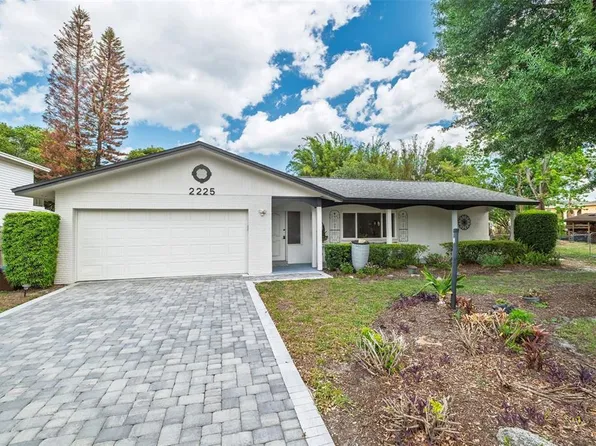 2225 Winter Woods Blvd, Winter Park, FL 32792