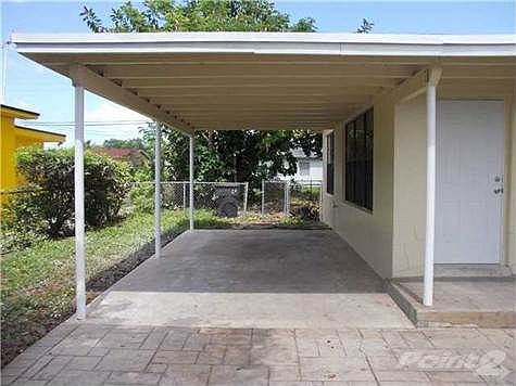 3rd image of 1770 NW 26th Ter