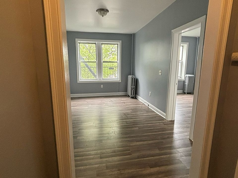 1st image of 731 Avenue A APT 8