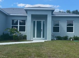 5006 S Peachtree Cir, Labelle, FL 33935