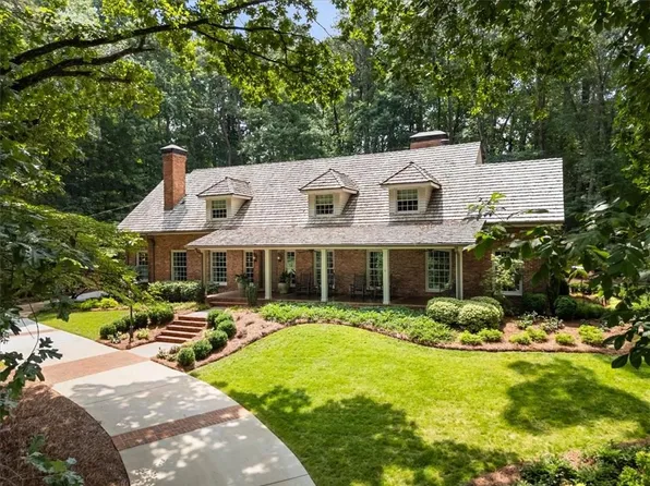 100 Huntcliff Point, Sandy Springs, GA 30350