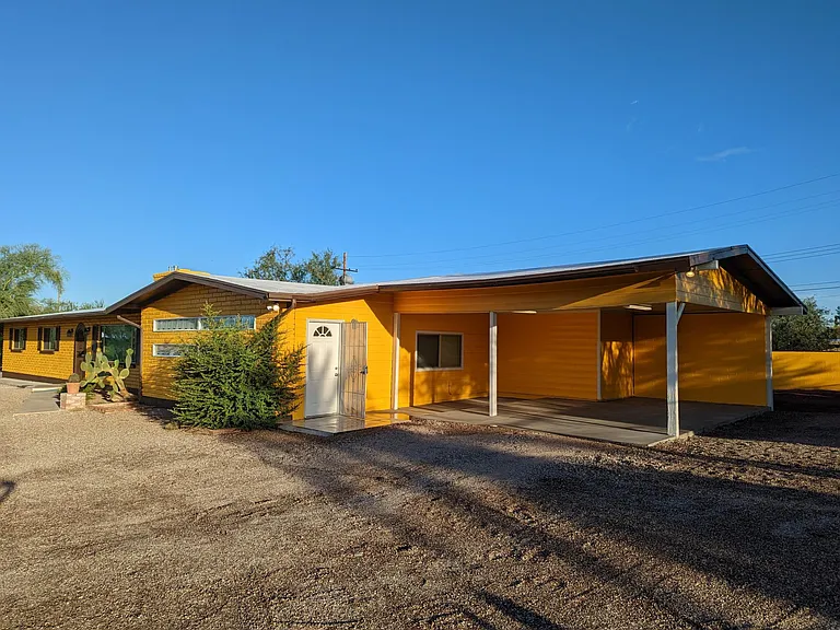 1062 W Ina Rd #B — Photo 11