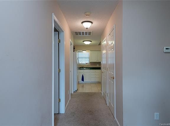 4th image of 1633 20th Avenue Ct NE