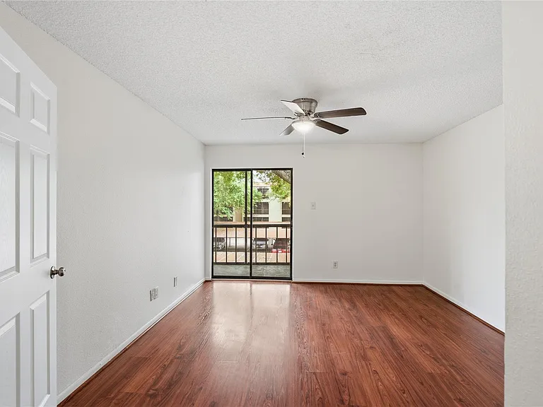 10110 Forum West Dr #321 — Photo 10