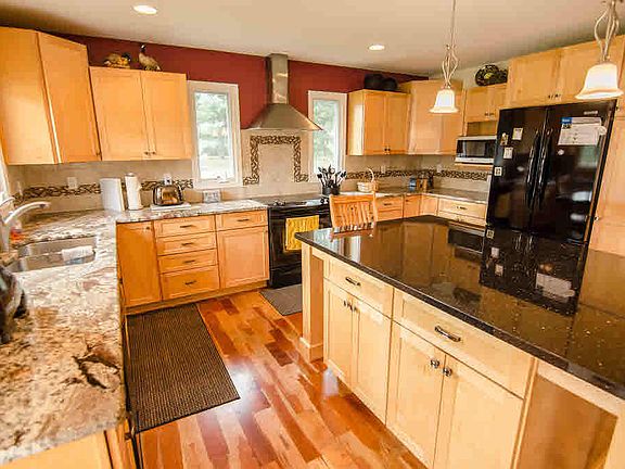 5th image of 5905 N Heritage Ct