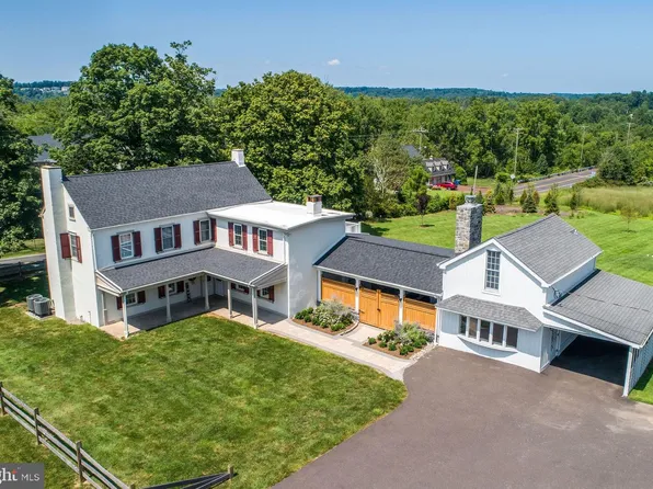 105 Barry Rd, Chalfont, PA 18914